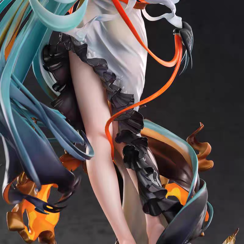 1/8 PVC Long Hair Hatsune Hous - Desk Setup Girly incelemesi ve fiyatı
